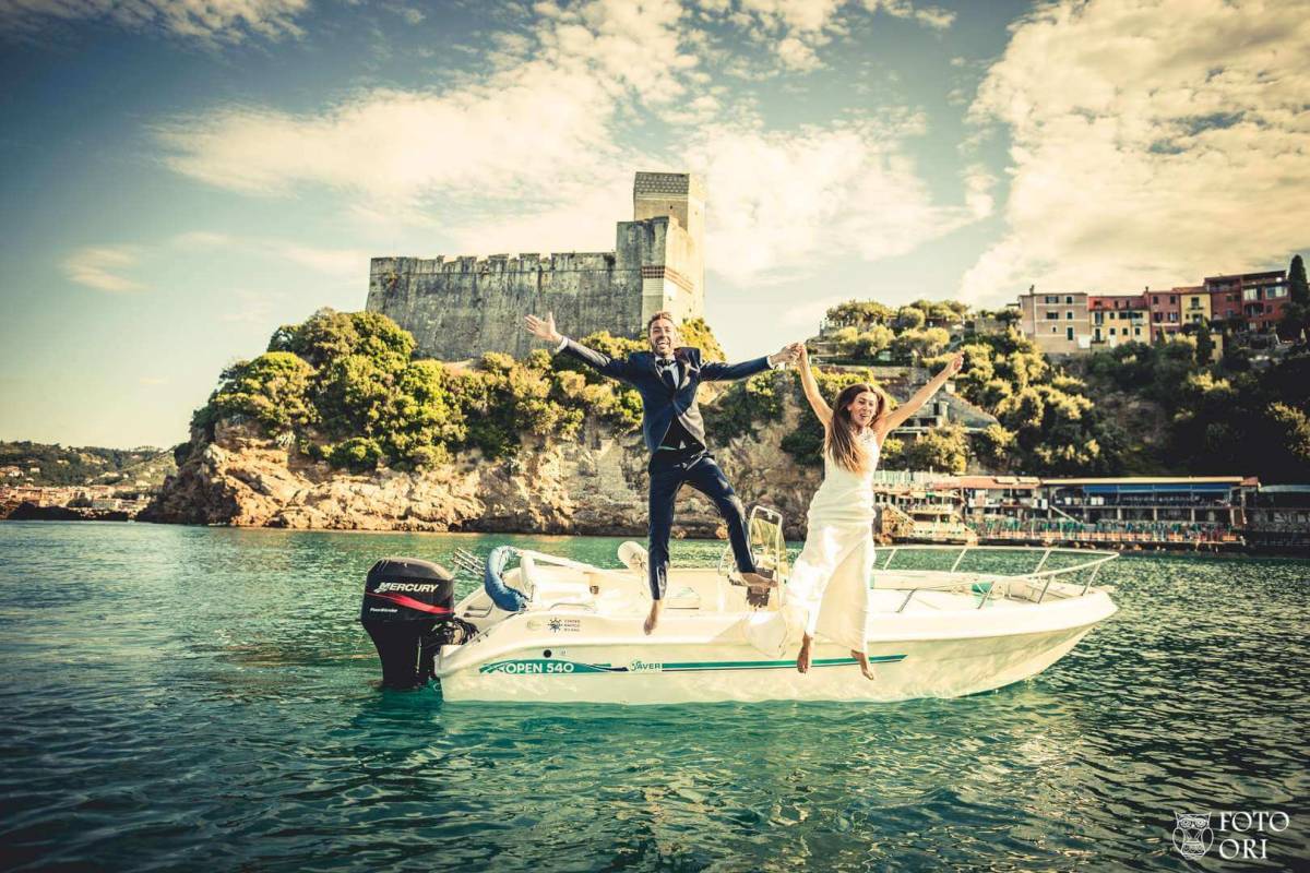 Trash the Dress Sea FotoOri Studio Wedding Photographer