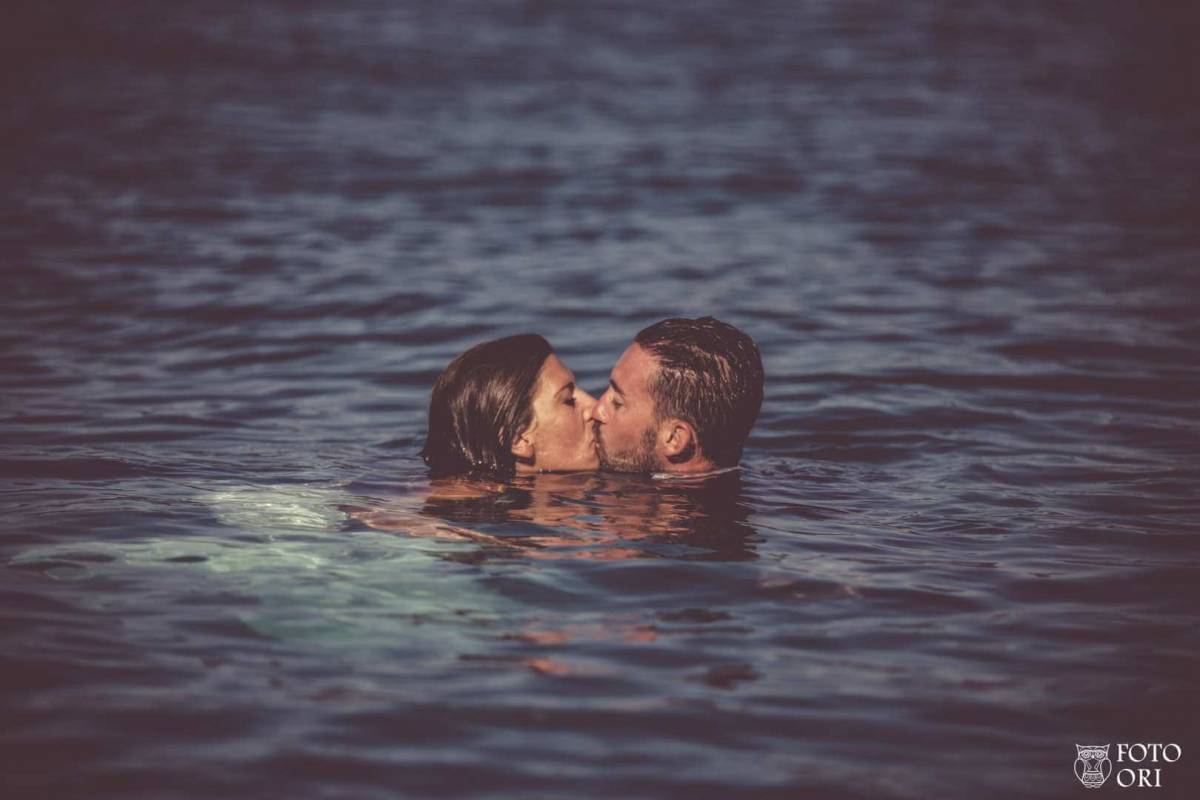 Trash the Dress Sea FotoOri Studio Wedding Photographer