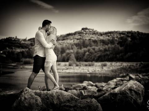 Diamond Awards for Engagement Portraits FotoOri Studio Wedding Photographer